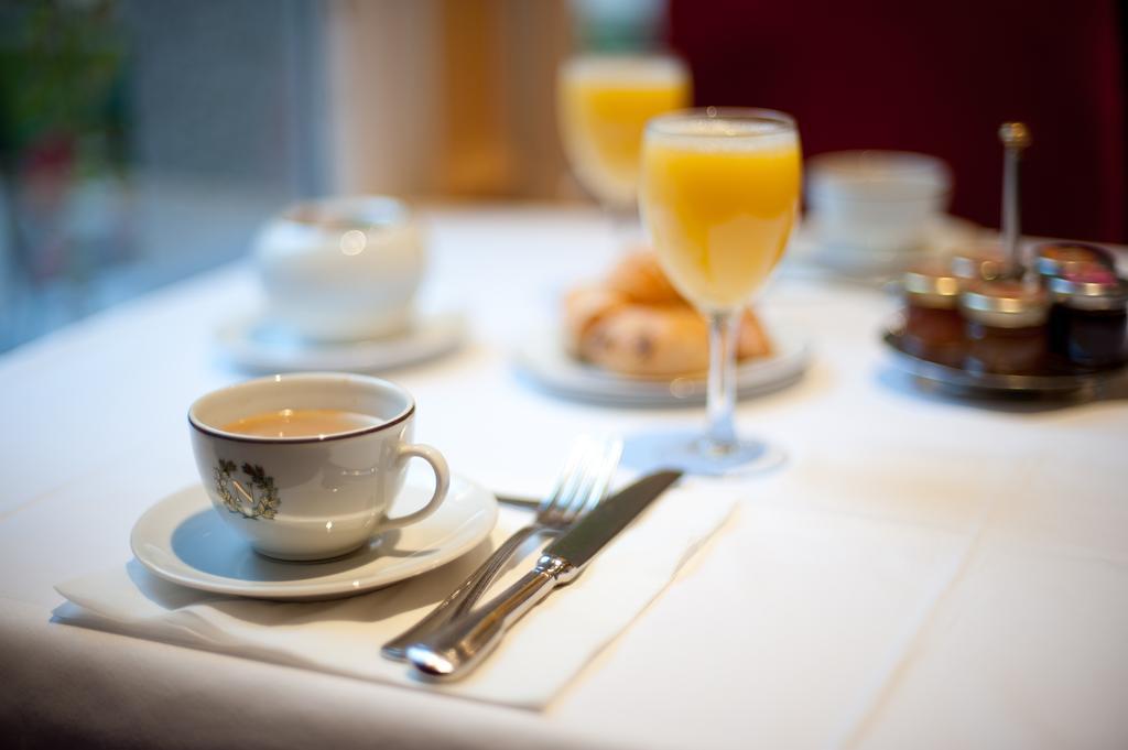 Hotel Restaurant Napoleon 퐁텐블로 외부 사진